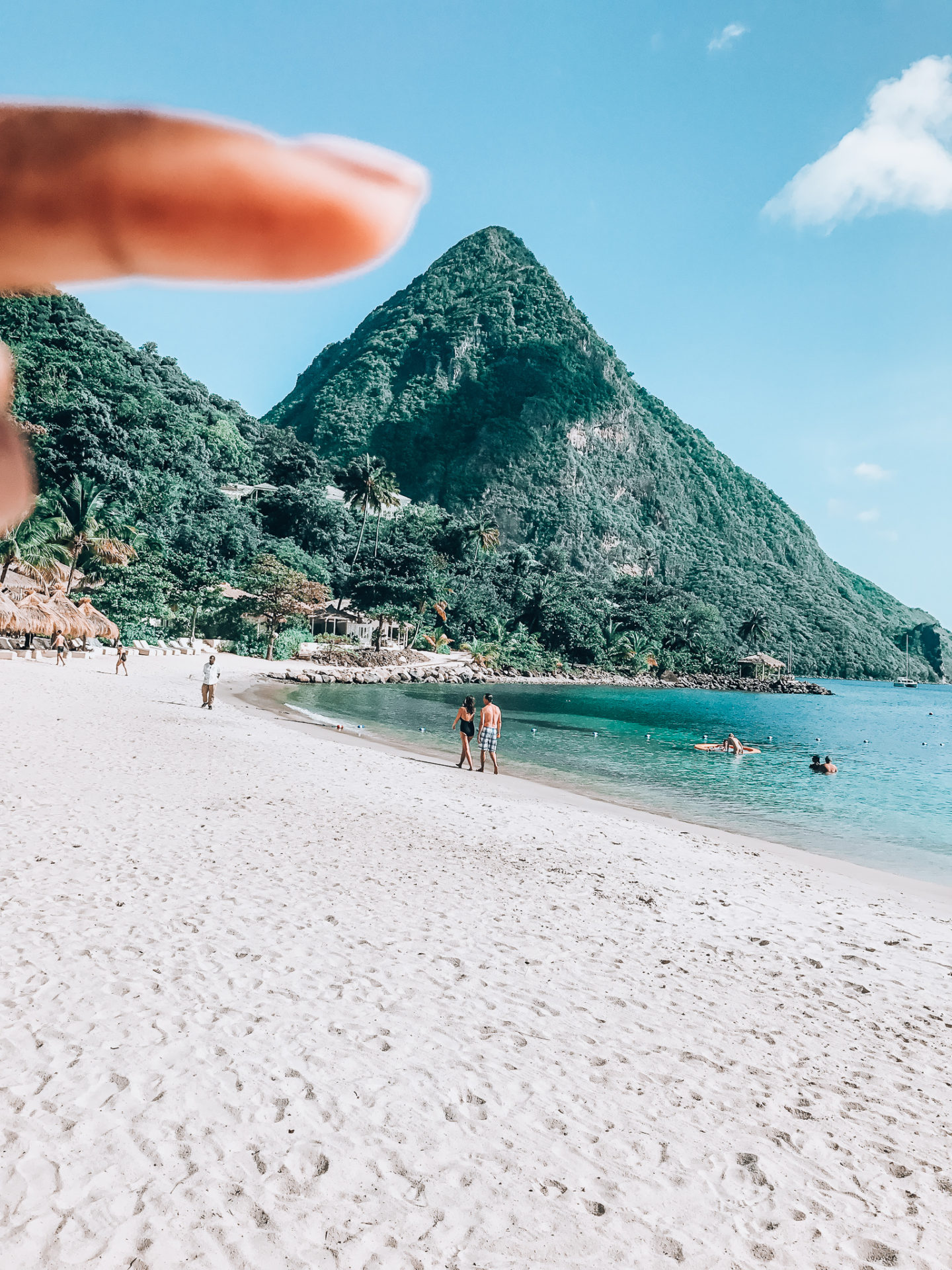 sugar beach and piton